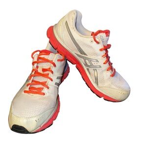 Asics Gel Flash White Red/Orange Women’s Gym/Running Shoes Size 8.5
EUC